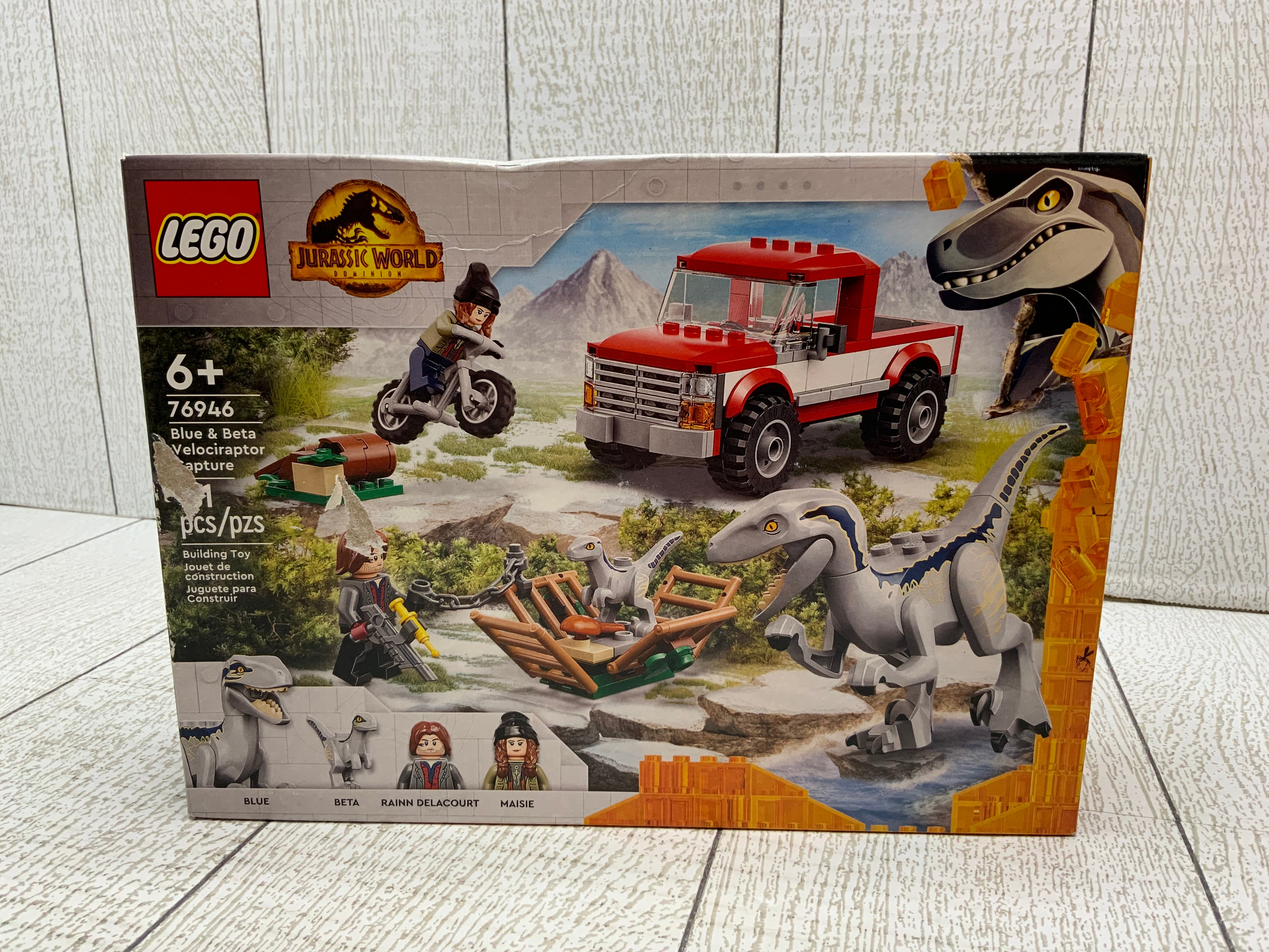 LEGO Jurassic World Dominion Blue & Beta Velociraptor Capture 76946 (8026106527982)
